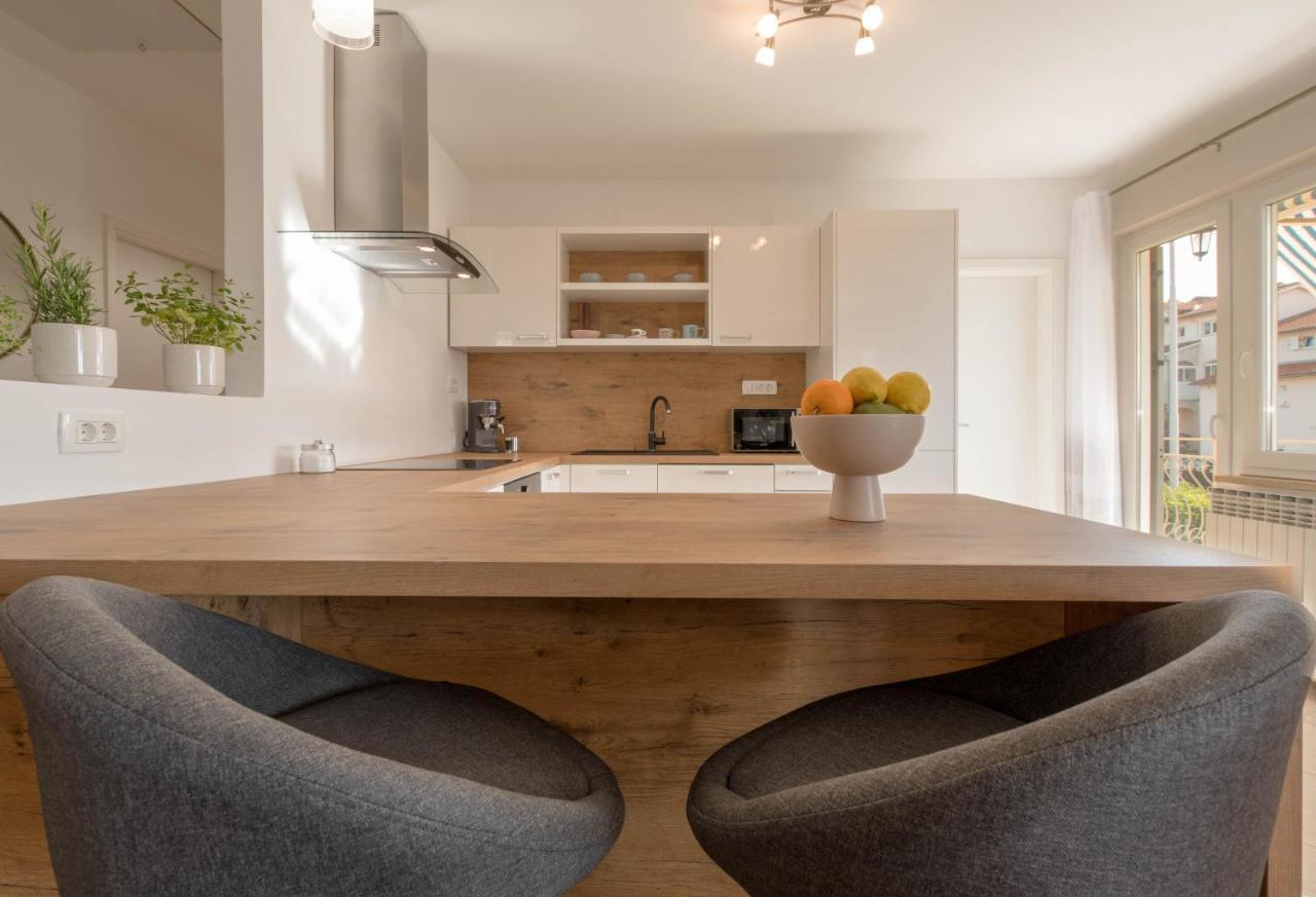 Newly Renovated Holiday Apartment Sirius 波雷奇 外观 照片