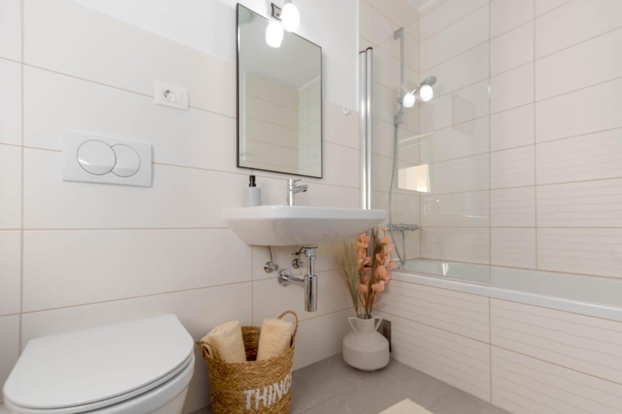Newly Renovated Holiday Apartment Sirius 波雷奇 外观 照片