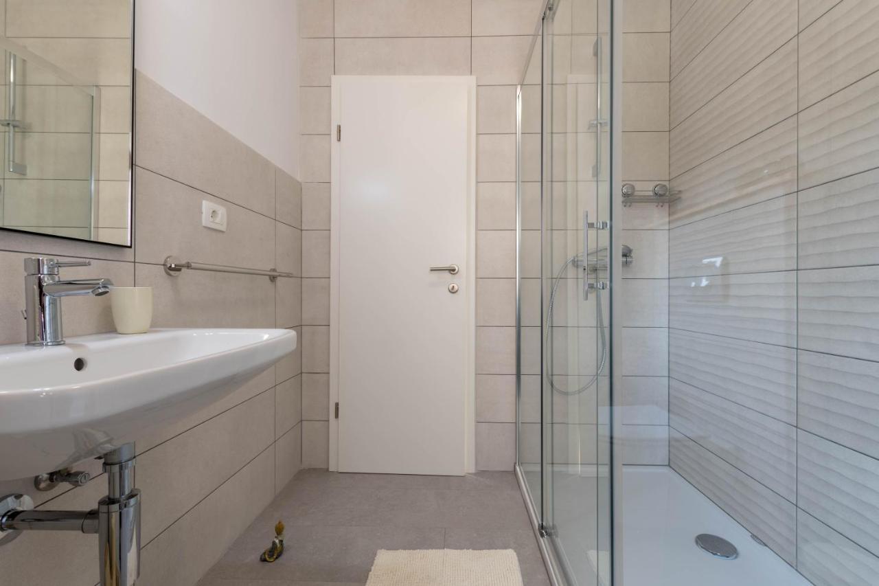 Newly Renovated Holiday Apartment Sirius 波雷奇 外观 照片