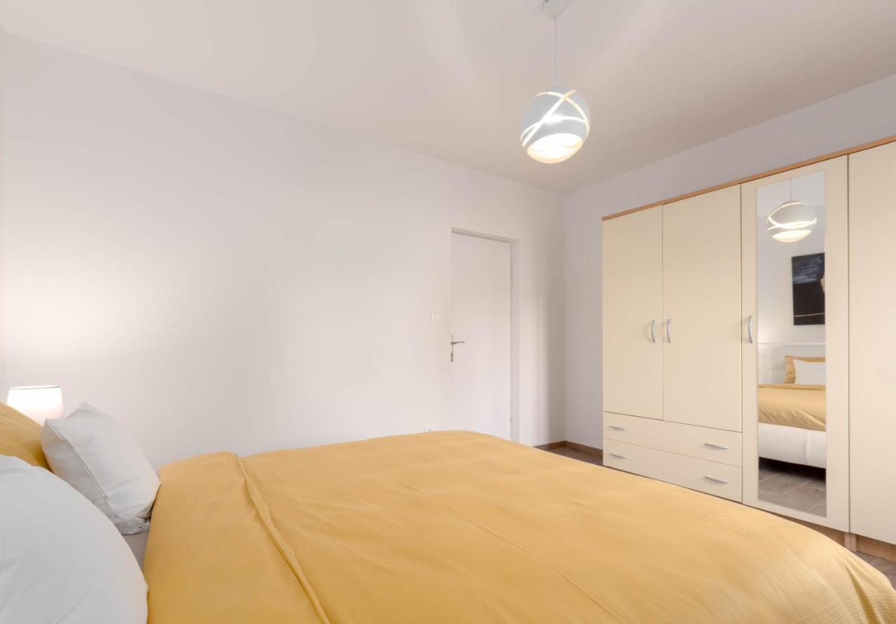 Newly Renovated Holiday Apartment Sirius 波雷奇 外观 照片